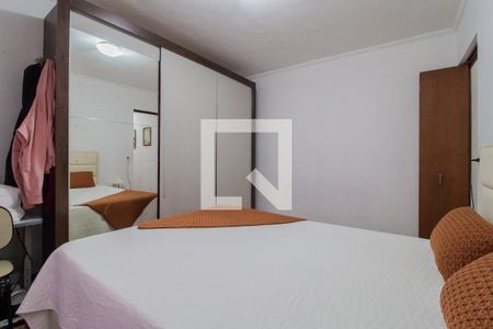 Quarto 1 de casa para alugar com 2 quartos, 80m² em Vila Falchi, Mauá