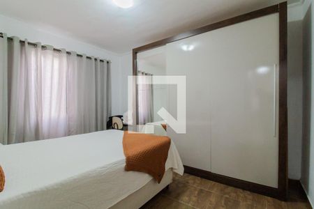 Quarto 1 de casa para alugar com 2 quartos, 80m² em Vila Falchi, Mauá