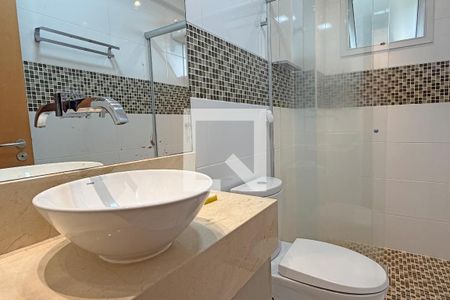 Banheiro de apartamento para alugar com 1 quarto, 53m² em Vila Belmiro, Santos