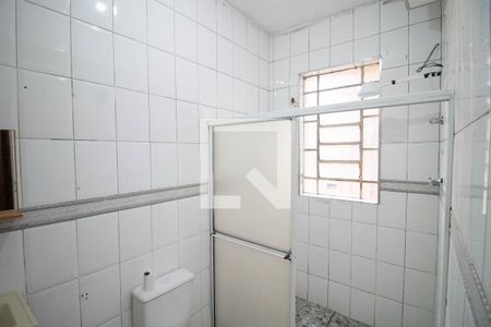 BANHEIRO de casa para alugar com 1 quarto, 50m² em Vila Santa Maria, São Paulo