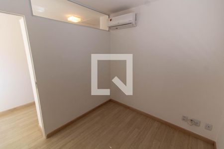 QUARTO 1 de casa à venda com 4 quartos, 181m² em Loteamento Residencial Vila Bella Dom Pedro, Campinas