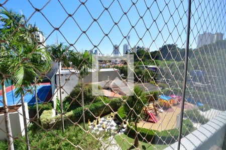 Varanda da Sala - Vista de apartamento para alugar com 2 quartos, 80m² em Cambuí, Campinas
