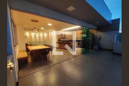 Apartamento para alugar com 4 quartos, 200m² em Havaí, Belo Horizonte