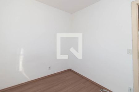 Quarto 1 de apartamento para alugar com 2 quartos, 56m² em Teresópolis, Porto Alegre