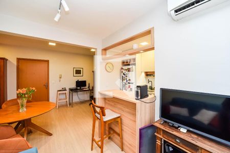 Sala de apartamento à venda com 1 quarto, 48m² em Vila Ipiranga, Porto Alegre
