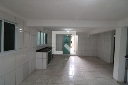 Cozinha de casa para alugar com 2 quartos, 100m² em Parque Sao Rafael, São Paulo
