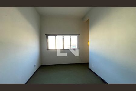 Sala de casa de condomínio para alugar com 3 quartos, 96m² em Tauá, Rio de Janeiro