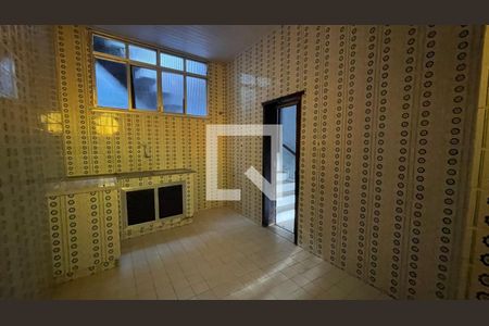 Cozinha de casa de condomínio à venda com 3 quartos, 96m² em Tauá, Rio de Janeiro