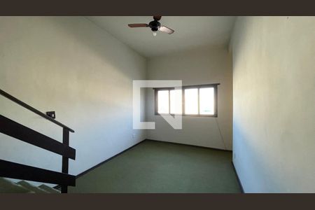 Sala de casa de condomínio para alugar com 3 quartos, 96m² em Tauá, Rio de Janeiro