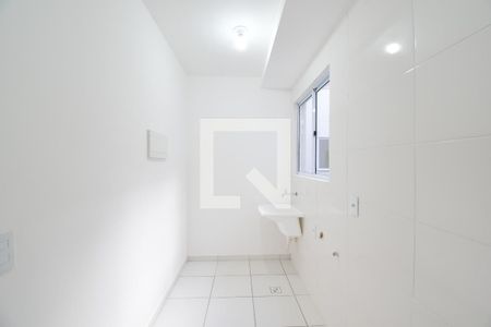 Sala e Cozinha de apartamento para alugar com 2 quartos, 39m² em Lamenha Grande, Curitiba