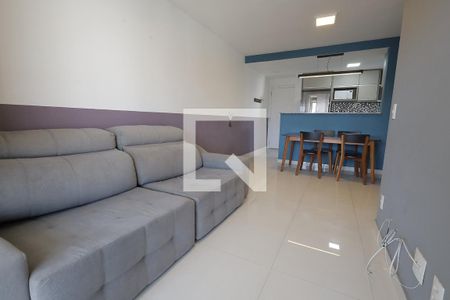 Sala de apartamento para alugar com 3 quartos, 77m² em Vila Scarpelli, Santo André