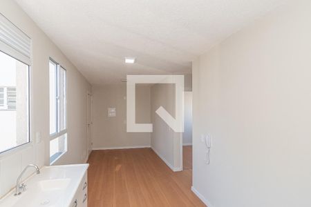 Sala/Cozinha de apartamento à venda com 2 quartos, 39m² em Parque Orestes Ongaro, Sumaré