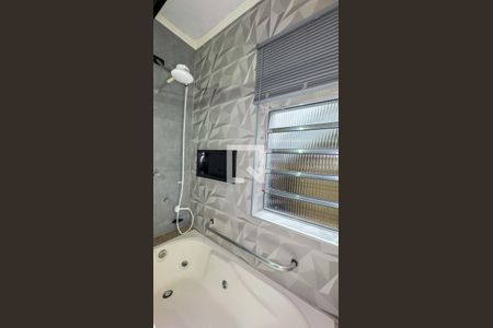 Banheiro da Suíte de casa para alugar com 3 quartos, 300m² em Vila Cruzeiro, São Paulo