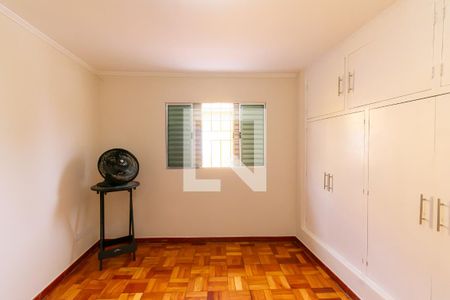 Quarto 2 de casa à venda com 4 quartos, 250m² em Jardim Santa Teresinha, São Paulo