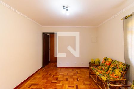 Sala de casa à venda com 4 quartos, 250m² em Jardim Santa Teresinha, São Paulo