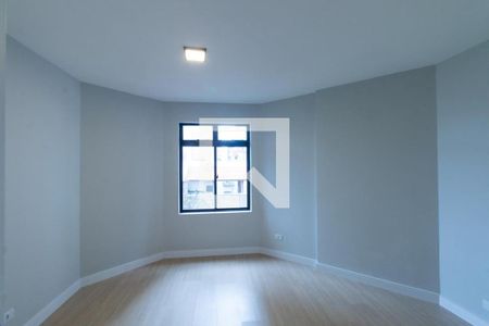 Quarto 1 de apartamento à venda com 2 quartos, 73m² em Bacacheri, Curitiba