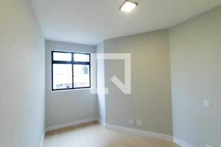 Quarto 2 de apartamento à venda com 2 quartos, 73m² em Bacacheri, Curitiba