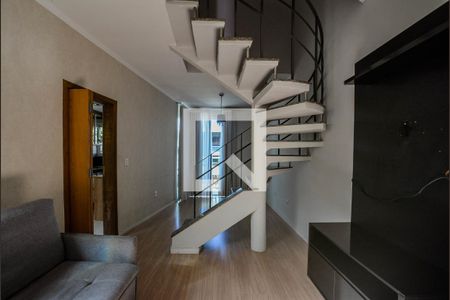 Sala de apartamento para alugar com 2 quartos, 70m² em Vila Pires, Santo André