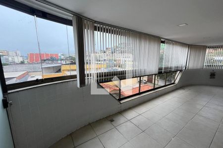 Varanda de apartamento para alugar com 3 quartos, 110m² em Jardim Vinte E Cinco de Agosto, Duque de Caxias