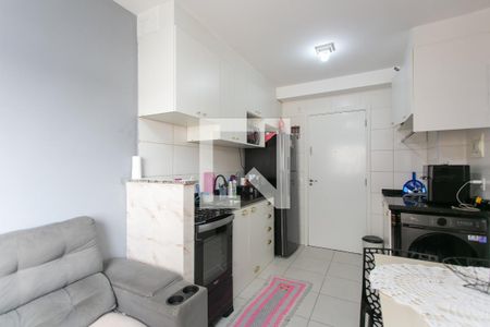 Sala / Cozinha  de apartamento à venda com 2 quartos, 32m² em Vila Nova Curuca, São Paulo