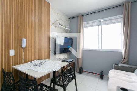 Sala / Cozinha  de apartamento à venda com 2 quartos, 32m² em Vila Nova Curuca, São Paulo