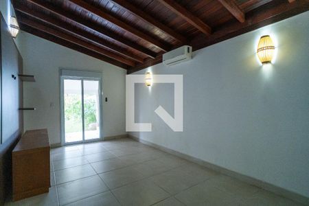 Sala de TV de casa de condomínio para alugar com 4 quartos, 498m² em Mont Blanc, Votorantim