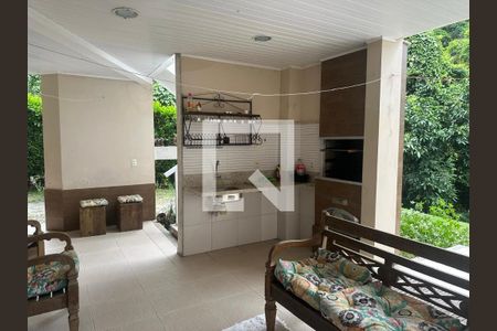 Casa de Condomínio à venda com 3 quartos, 276m² em Sapê, Niterói