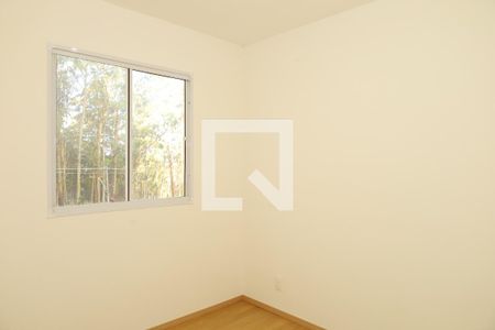 Quarto 2 de apartamento para alugar com 2 quartos, 44m² em Jardim Helian, São Paulo