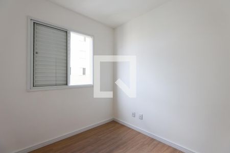 Quarto 1 de apartamento para alugar com 2 quartos, 43m² em Jardim Tres Irmaos, Taboão da Serra