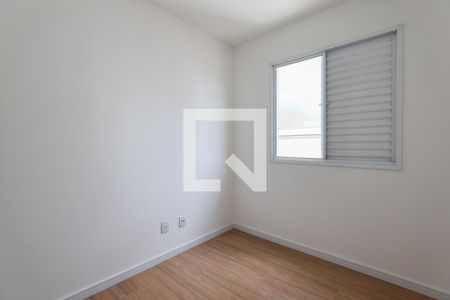 Quarto 1 de apartamento para alugar com 2 quartos, 43m² em Jardim Tres Irmaos, Taboão da Serra