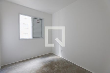Quarto 1 de apartamento para alugar com 2 quartos, 43m² em Jardim Tres Irmaos, Taboão da Serra