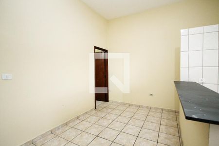 Sala de apartamento para alugar com 1 quarto, 50m² em Centro, Cotia