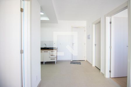 Sala de apartamento para alugar com 2 quartos, 38m² em Irajá, Rio de Janeiro