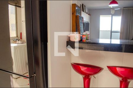 Cozinha de apartamento à venda com 2 quartos, 59m² em Vila Monticelli, Goiânia