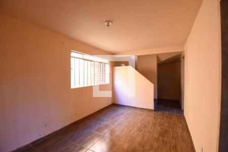 Sala 3 de casa à venda com 3 quartos, 260m² em Pilarzinho, Curitiba