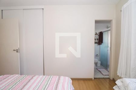 Suíte 1 de casa para alugar com 3 quartos, 300m² em Santa Teresinha, São Paulo