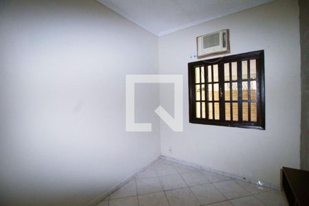 Quarto 2 de casa para alugar com 2 quartos, 55m² em Colégio, Rio de Janeiro