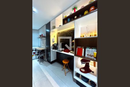 Apartamento à venda com 3 quartos, 129m² em Vila Anastácio, São Paulo