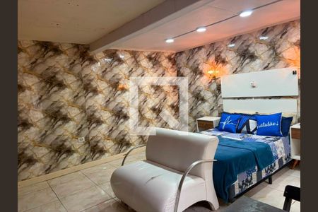 Quarto de casa para alugar com 1 quarto, 75m² em Vila Antonieta, São Paulo