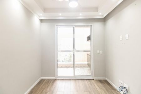 Sala  de apartamento para alugar com 3 quartos, 67m² em Guaiauna, São Paulo