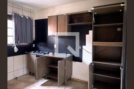 Cozinha de casa para alugar com 2 quartos, 77m² em São Luiz, Gravataí