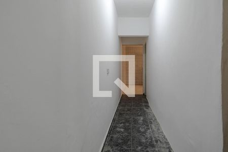 Corredor de casa para alugar com 1 quarto, 88m² em Jundiapeba, Mogi das Cruzes