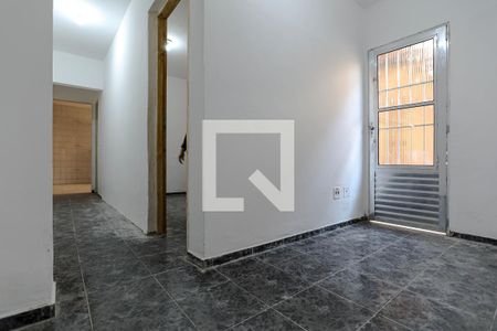 Entrada de casa para alugar com 1 quarto, 88m² em Jundiapeba, Mogi das Cruzes