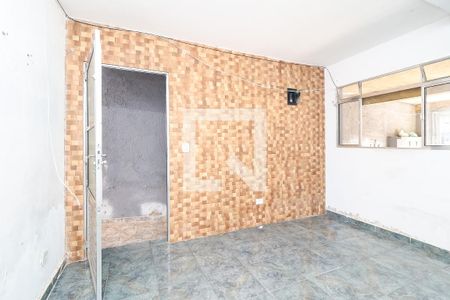 Sala de casa para alugar com 2 quartos, 55m² em Vila Chuca, São Paulo