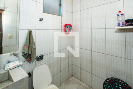 Banheiro Social de casa à venda com 4 quartos, 204m² em Jardim Guanabara, Belo Horizonte