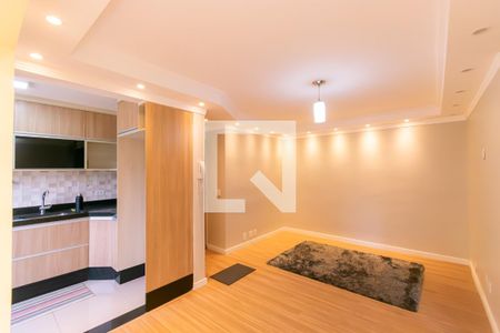 Sala de apartamento à venda com 2 quartos, 56m² em Vila Industrial, São Paulo