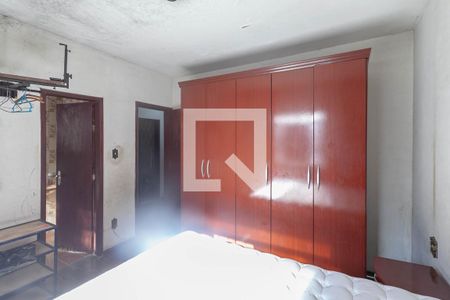 Suíte  de casa à venda com 3 quartos, 360m² em Kennedy, Contagem