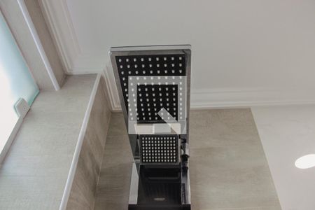 Banheiro de apartamento para alugar com 1 quarto, 52m² em Centro, Cabo Frio