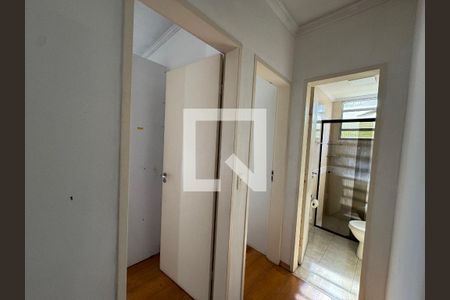 Corredor de apartamento à venda com 2 quartos, 58m² em Piratininga, Osasco