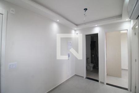 Sala / Cozinha de apartamento para alugar com 2 quartos, 40m² em Parada Inglesa, São Paulo